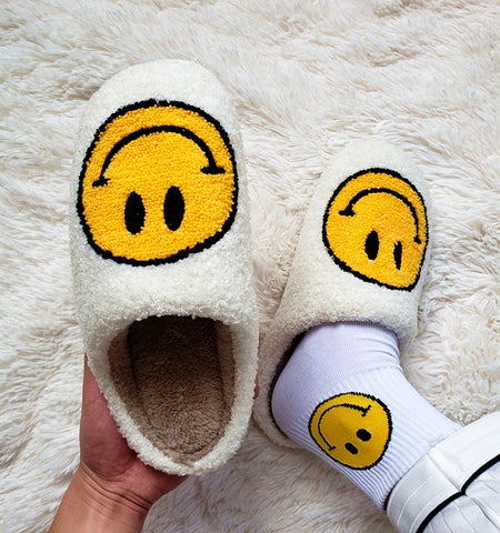 SmileySole - Smiley Slippers